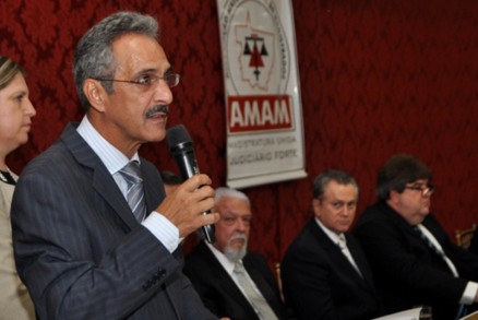 Presidente AMAM Carlos Alberto Alves