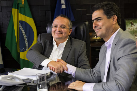 Emanuel Pinheiro Pedro Taques