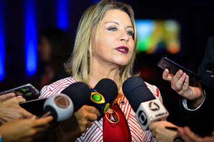 Selma Arruda 051216