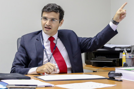 Marcos Bulhões - Promotor MP-MT