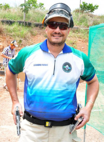leandro tiro