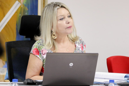 Selma Arruda