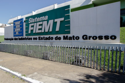 Carros Elétricos FIEMT